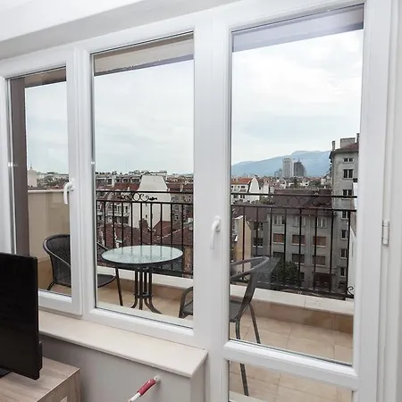 Art Gallery Vacation Apartment